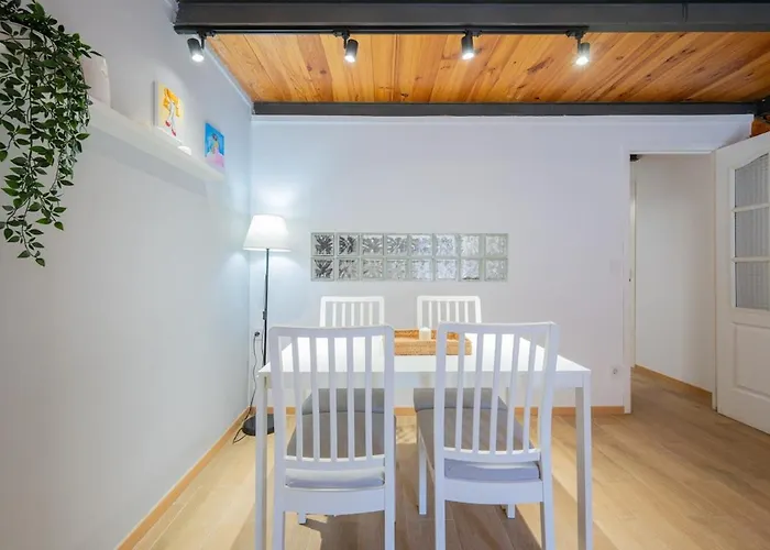 Completo Junto Playa Y Centro Bcn * Badalona