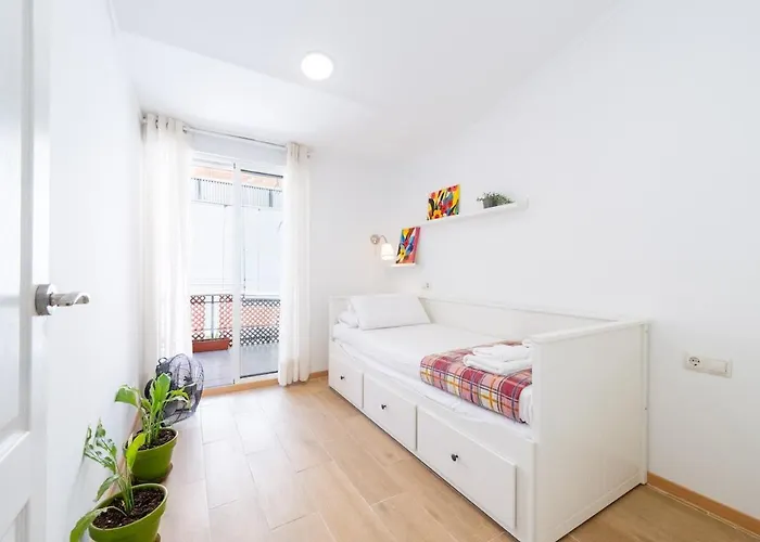 Completo Junto Playa Y Centro Bcn Apartman